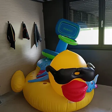 Detente En Famille Avec Terrasse Et Acces Piscine - Fr-1-589-825 Jeanmenil